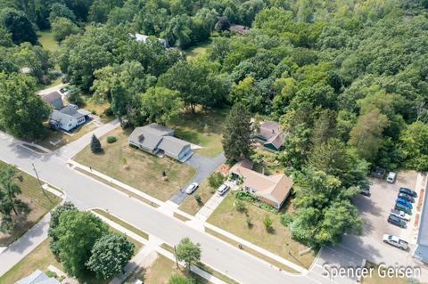 1235 S Bridge St, Belding, MI 48809 photo 34