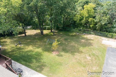 1235 S Bridge St, Belding, MI 48809 photo 37