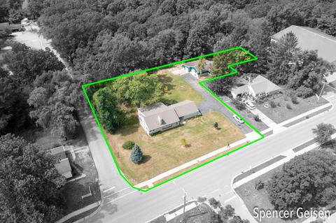 1235 S Bridge St, Belding, MI 48809 photo 7