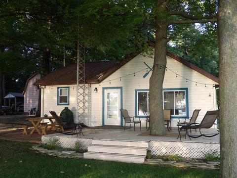12238 Cherry St, Montgomery, MI 49255 photo 9