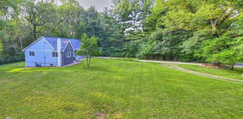 7555 Maple Dale Rd, Jackson, MI 49201 photo 2