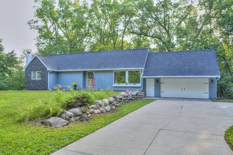 7555 Maple Dale Rd, Jackson, MI 49201 photo 1