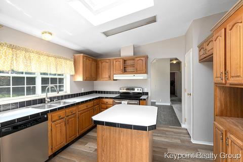 6009 Usborne Rd, Freeport, MI 49325 photo 5