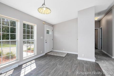 6009 Usborne Rd, Freeport, MI 49325 photo 2