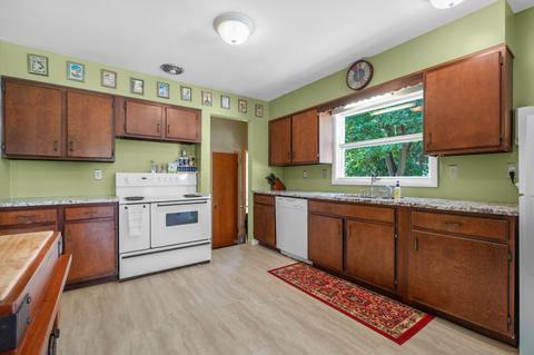 2504 Cobb Rd, Jackson, MI 49203 photo 5