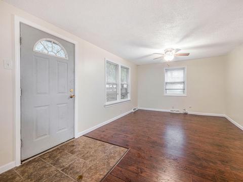 753 Glendale Ave, Jackson, MI 49203 photo 2