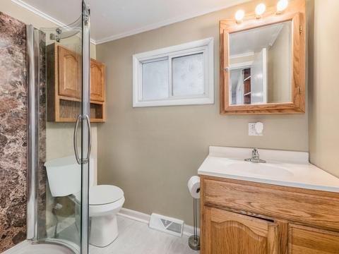 753 Glendale Ave, Jackson, MI 49203 photo 9