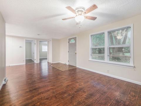753 Glendale Ave, Jackson, MI 49203 photo 3