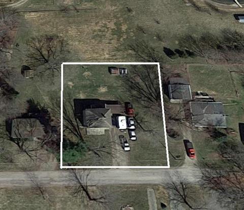112 E 7th St, Munith, MI 49259 photo 4