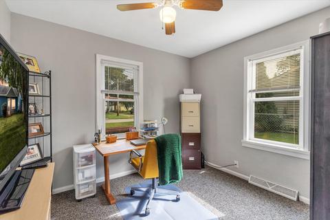 211 Cardinal Crest Crst, Jackson, MI 49202 photo 18