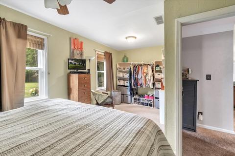 211 Cardinal Crest Crst, Jackson, MI 49202 photo 22