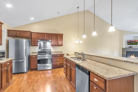 4085 Stoneridge Dr, Jackson, MI 49203 photo 5