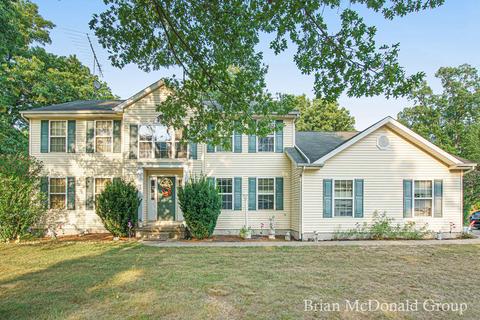 827 Nadeau Dr, Pullman, MI 49450 photo 1