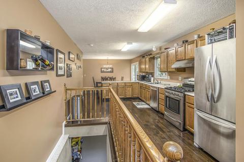 955 James St, Plainwell, MI 49080 photo 10