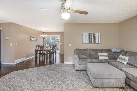 955 James St, Plainwell, MI 49080 photo 7
