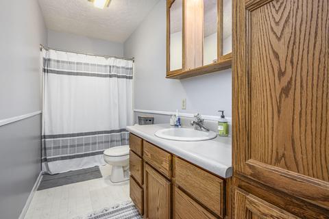 955 James St, Plainwell, MI 49080 photo 17