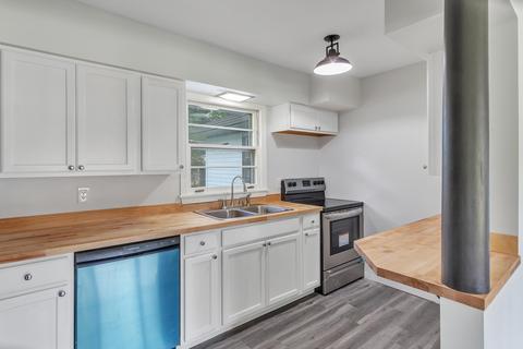 83 E Clarke Ave, Coldwater, MI 49036 photo 11