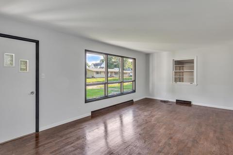 83 E Clarke Ave, Coldwater, MI 49036 photo 7