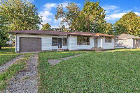 83 E Clarke Ave, Coldwater, MI 49036 photo 3