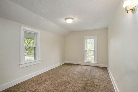 215 E Argyle St, Jackson, MI 49202 photo 17