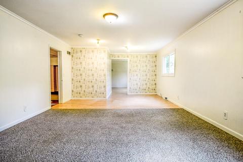148 S Sutton Rd, Jackson, MI 49203 photo 5