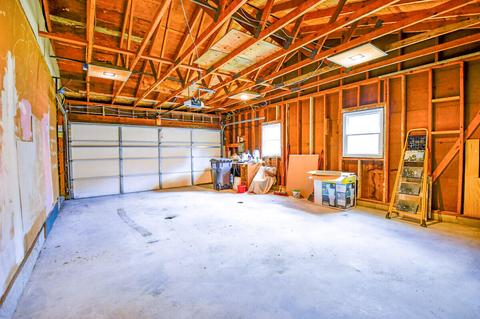 148 S Sutton Rd, Jackson, MI 49203 photo 18