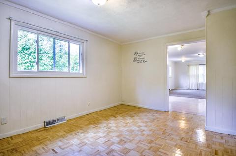 148 S Sutton Rd, Jackson, MI 49203 photo 7