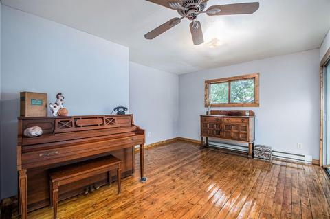 305 Cecil St, Buchanan, MI 49107 photo 5