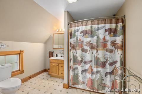 715 Morton Ave, Belding, MI 48809 photo 18