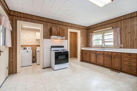 285 E Fifth St, Constantine, MI 49042 photo 6