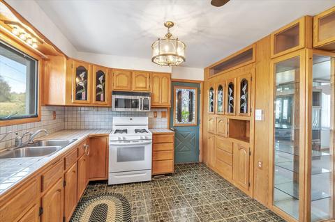 9400 Cady Rd, Jackson, MI 49201 photo 12