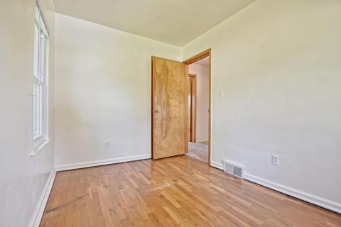 9640 Huttenlocker Rd, Munith, MI 49259 photo 11