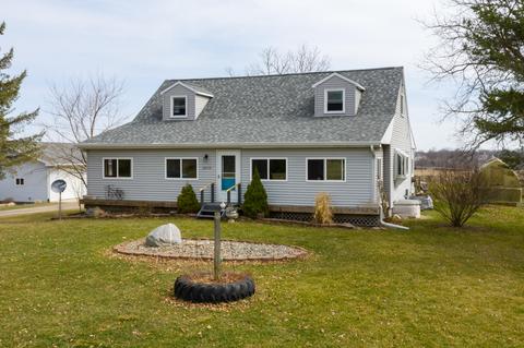 22710 W County Line Rd, Augusta, MI 49012 photo 2