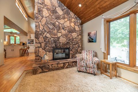 12290 Southgate Dr, Plainwell, MI 49080 photo 8