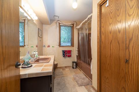 12290 Southgate Dr, Plainwell, MI 49080 photo 29