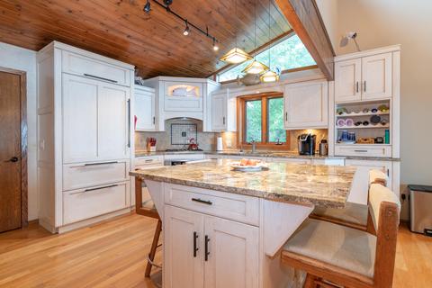 12290 Southgate Dr, Plainwell, MI 49080 photo 13