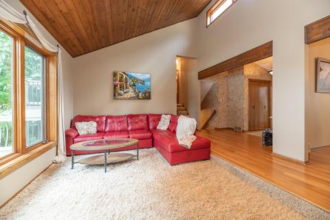 12290 Southgate Dr, Plainwell, MI 49080 photo 7