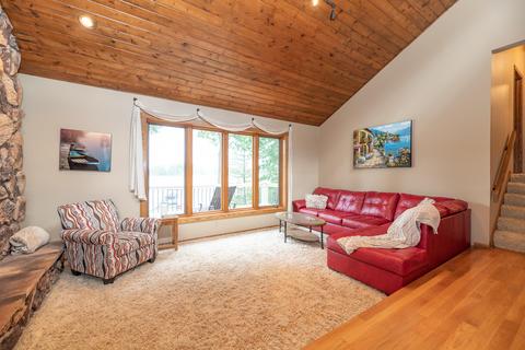 12290 Southgate Dr, Plainwell, MI 49080 photo 6