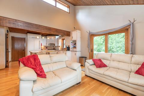 12290 Southgate Dr, Plainwell, MI 49080 photo 12