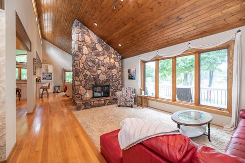 12290 Southgate Dr, Plainwell, MI 49080 photo 5