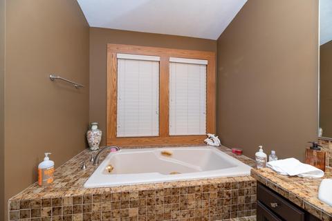 12290 Southgate Dr, Plainwell, MI 49080 photo 25