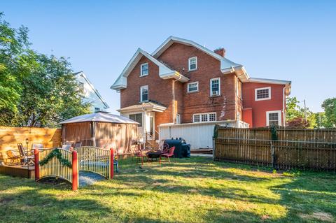 548 Winthrop St, Jackson, MI 49201 photo 25