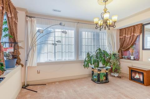 548 Winthrop St, Jackson, MI 49201 photo 10