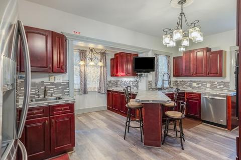 548 Winthrop St, Jackson, MI 49201 photo 9