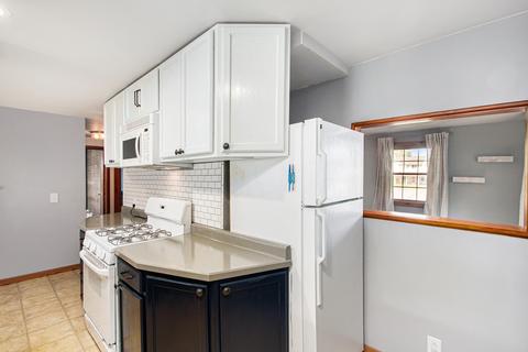 826 E Bennett St, Mount Pleasant, MI 48858 photo 5