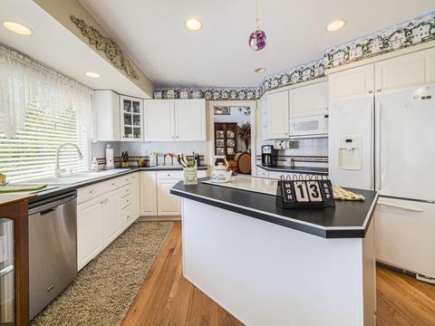6143 Silkworth Blvd, Jackson, MI 49201 photo 2