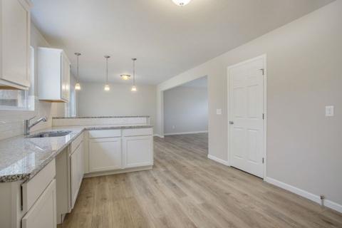 519 Macdonough St, Jackson, MI 49201 photo 9