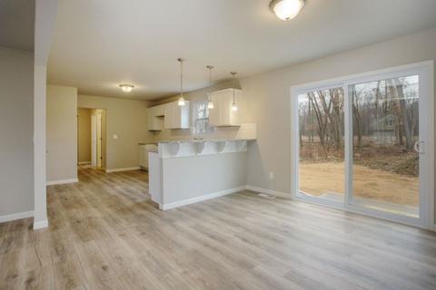 519 Macdonough St, Jackson, MI 49201 photo 8