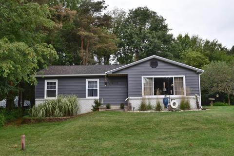 11368 Oakwood Dr, Jerome, MI 49249 photo 2