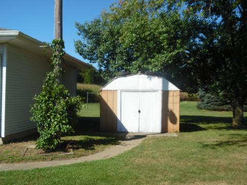 7238 S Draper Rd, Jackson, MI 49201 photo 3